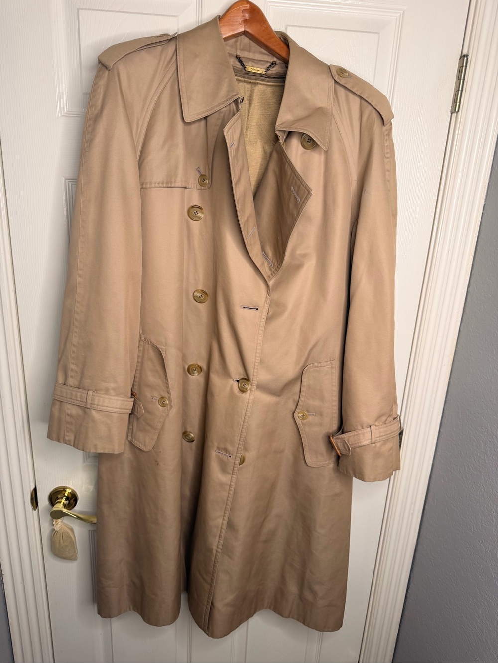 Men's Classic Tan Trench Coat by